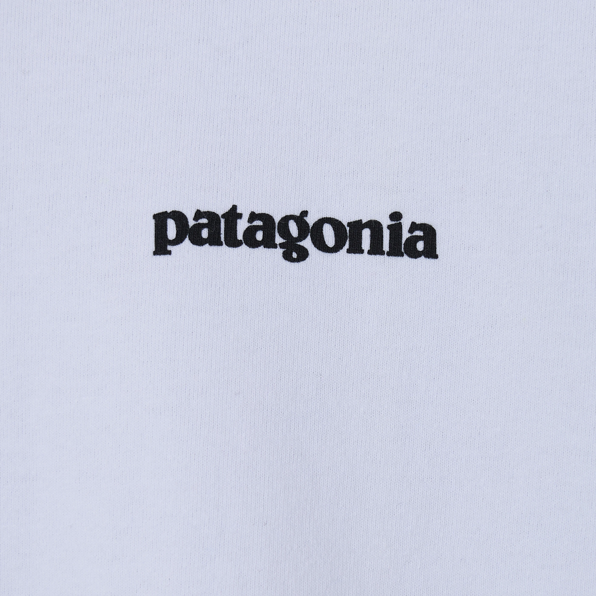 Patagonia P-6 Logo Responsibili Tee White - Detail 3