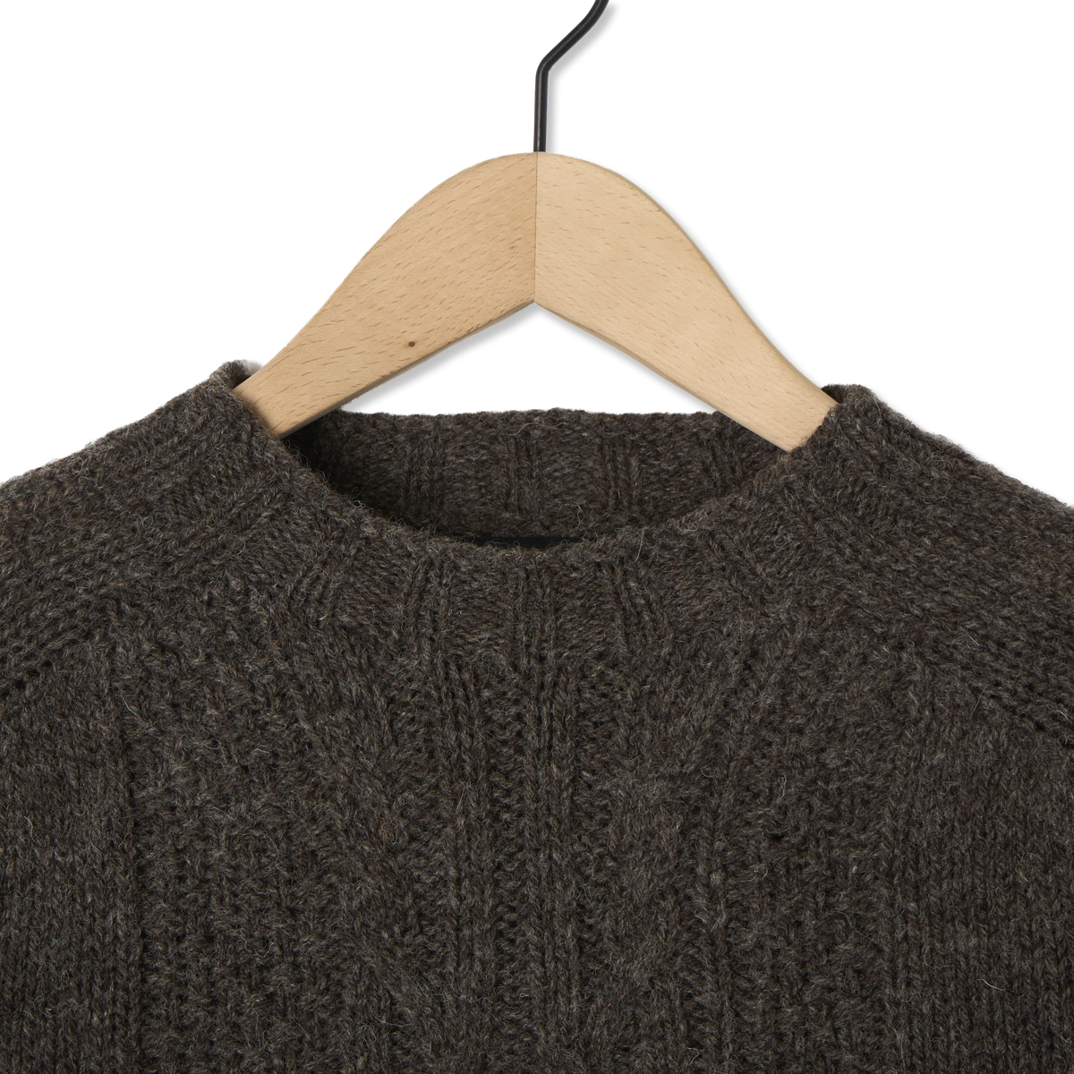 Barbour Scottish Made Natural Yarn Cable Crew Neck Sweater Medium Brown - Detail 2