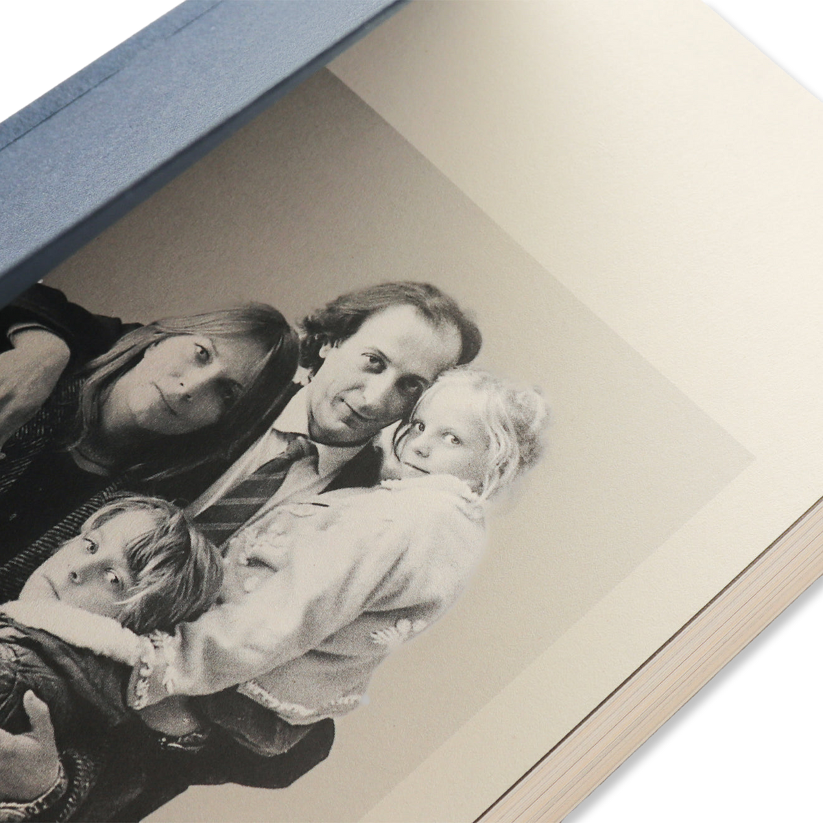 Obstinate, Tracing Massimo Osti